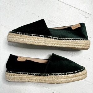 Mint & Rose Green Velvet Espadrilles Size 41 NWOT